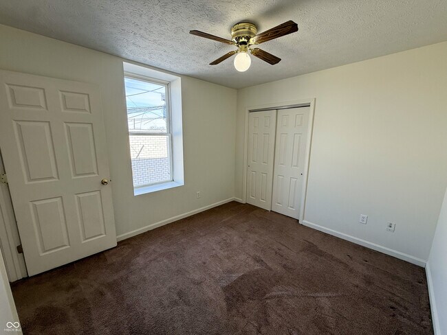 Building Photo - 315 N Jackson St