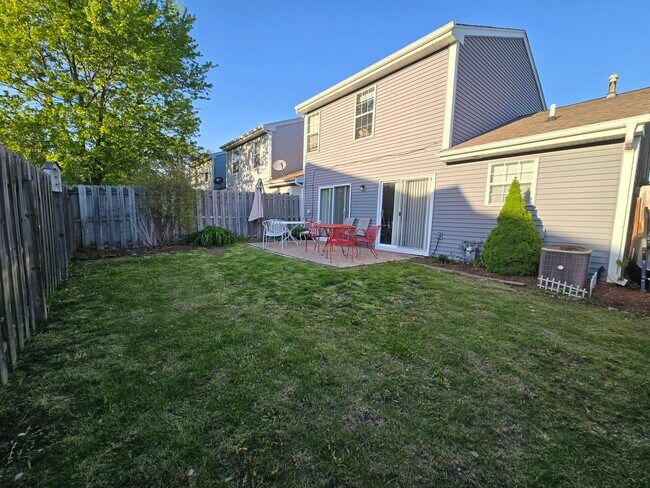 Building Photo - 3416 Greenwich Ln