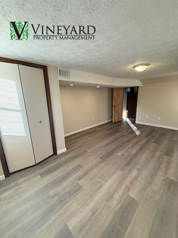 Building Photo - 1623 Rex Dr