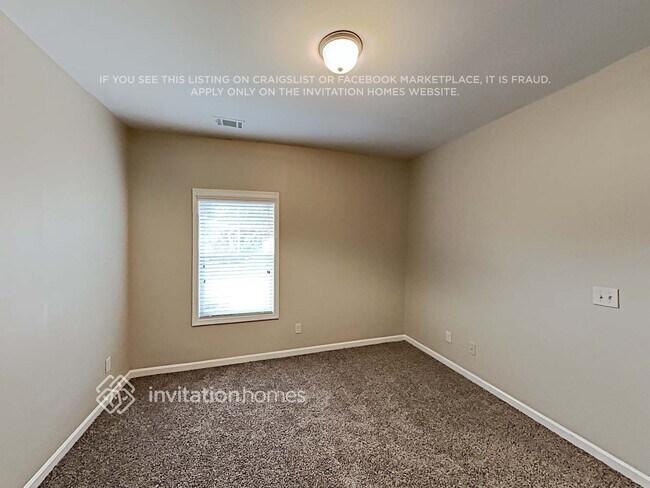 Building Photo - 9049 Lexington Ct