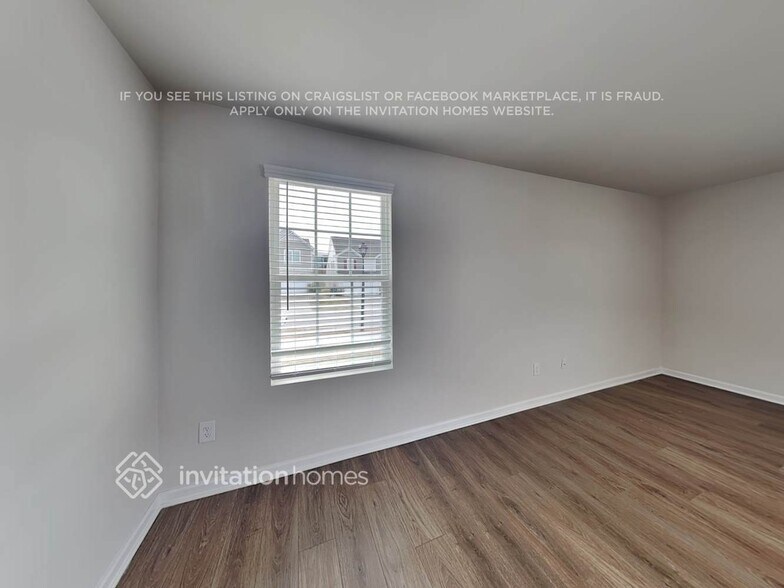 Building Photo - 5116 Spring Breeze Blvd