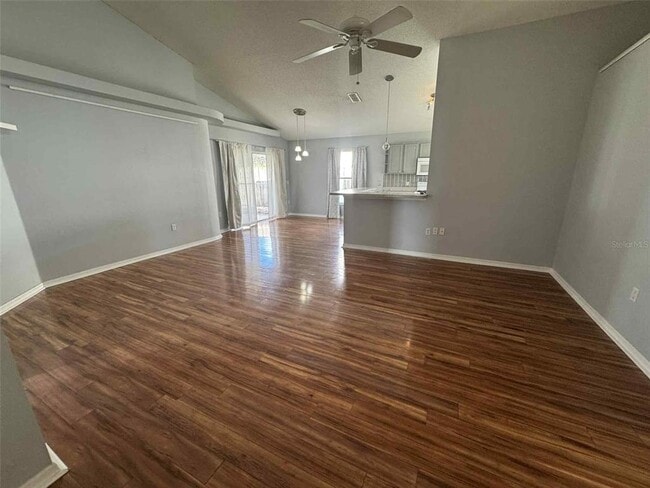 Building Photo - 205 Nicholson Dr