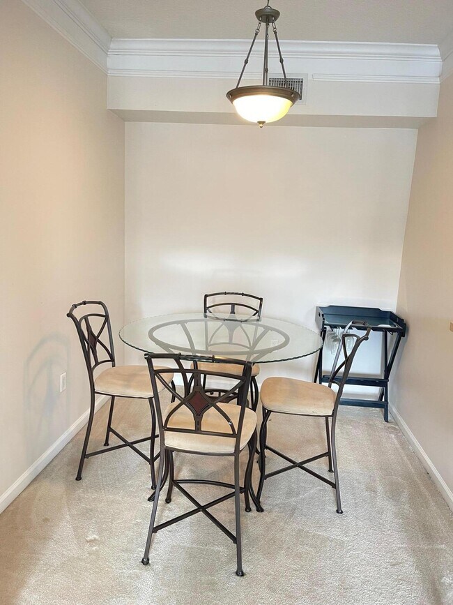 Building Photo - 9849 Baywinds Blvd