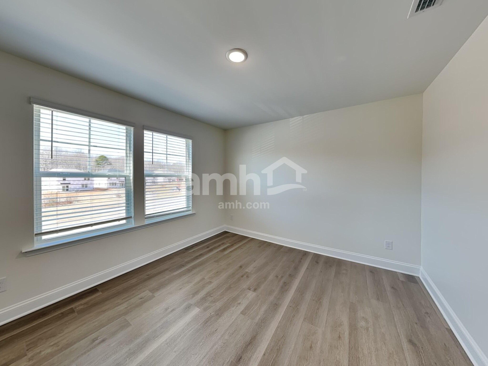 Building Photo - 3472 Lincoln Hts Ln