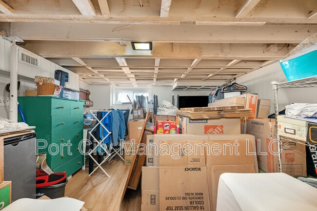 Building Photo - 210 S Bouldin St