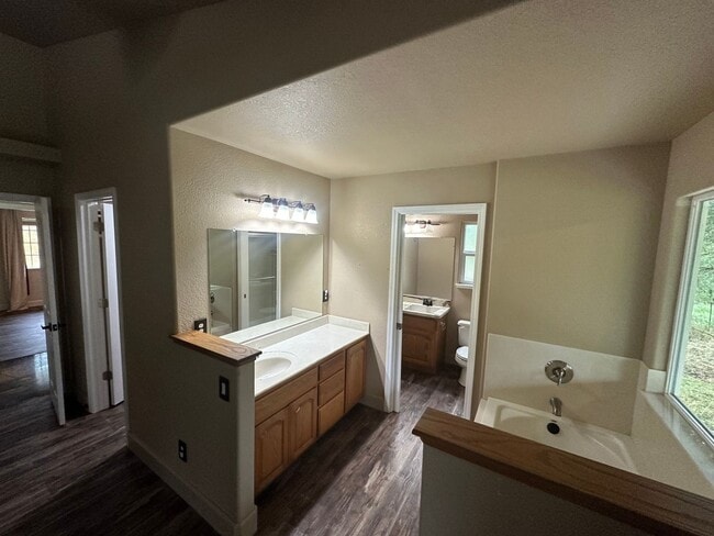 Building Photo - 2384 Choctaw Rd