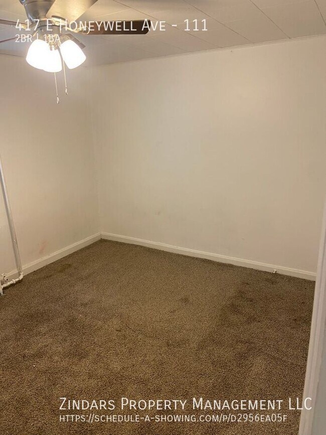 Building Photo - 417 E Honeywell Ave