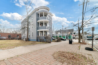 Building Photo - 705 Dixwell Ave