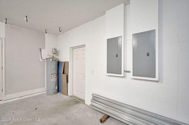 Building Photo - 160 Bossieux Blvd