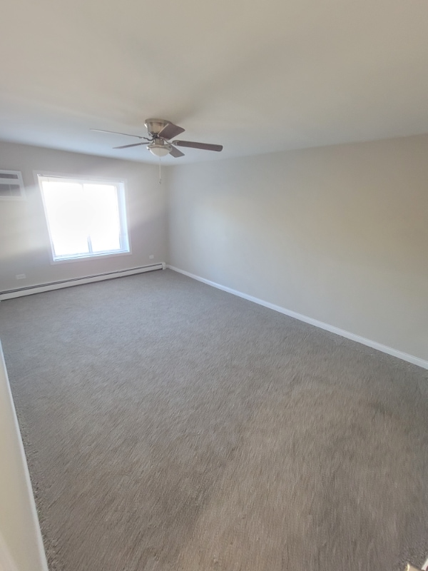 Building Photo - 428 E Bailey Rd