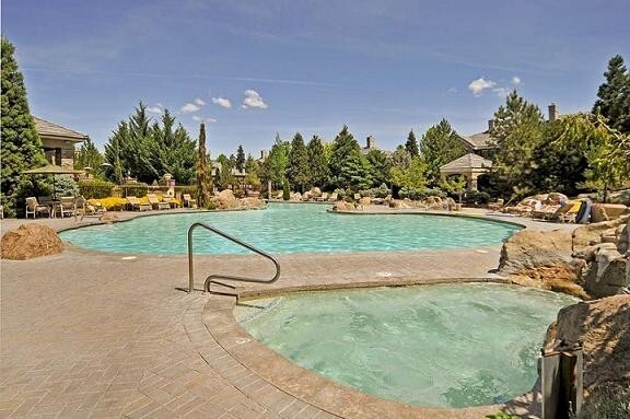 Building Photo - South Reno Tanamera Three Bedroom Condo...