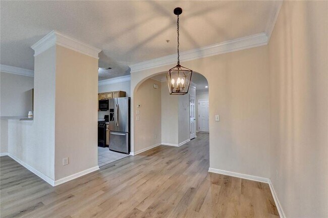 Building Photo - 310 Azalea Cir