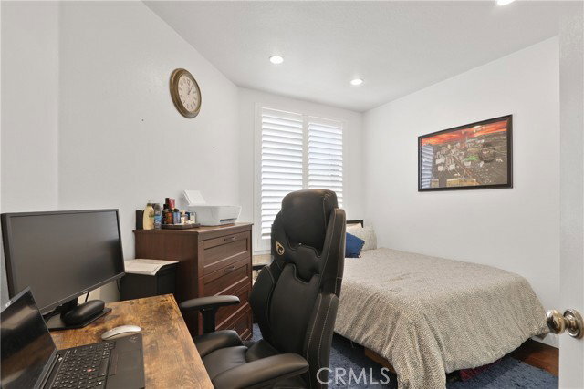Building Photo - 98 Mira Mesa