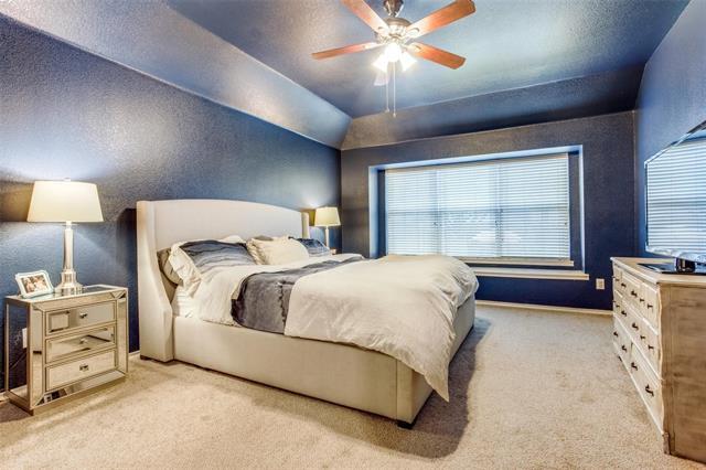 Building Photo - 9800 Old Field Dr