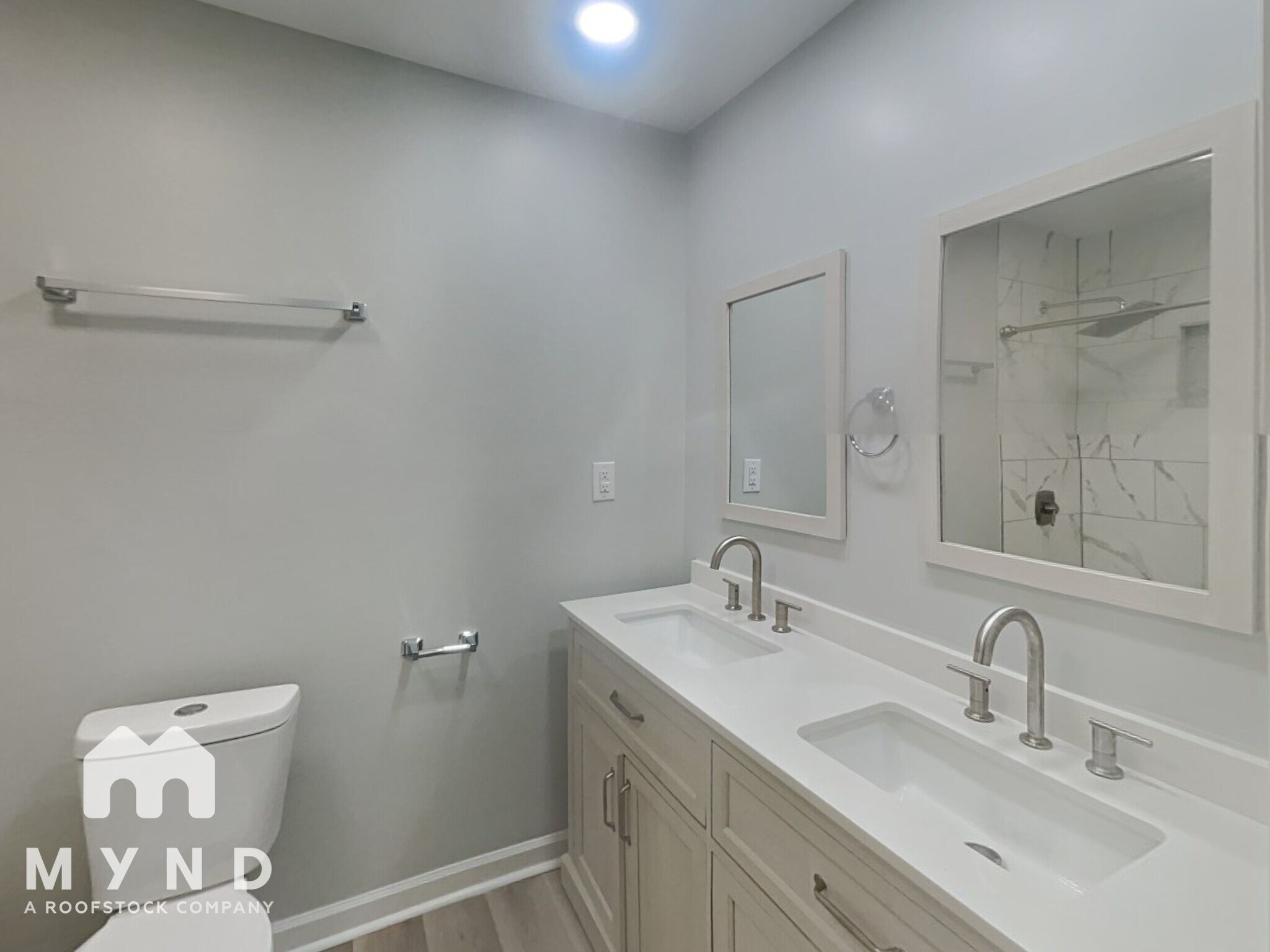 Building Photo - 900 Chalmers St