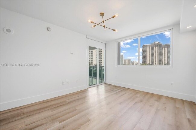 Building Photo - 19400 Turnberry Way