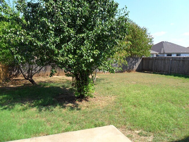 Building Photo - 1008 Aransas Cove