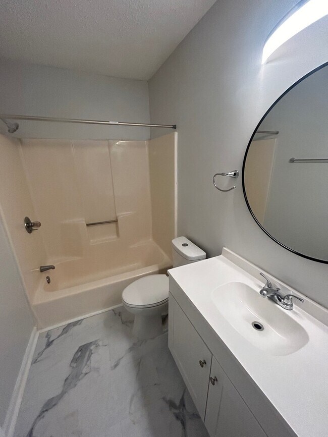 Building Photo - 3609 Juneau Rd