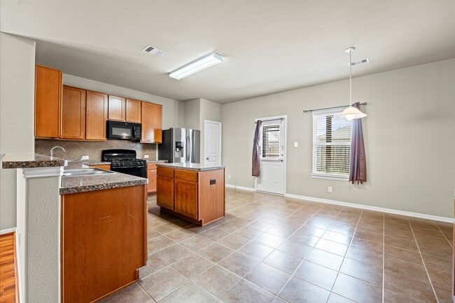 Building Photo - 17507 Solly Oak Pl