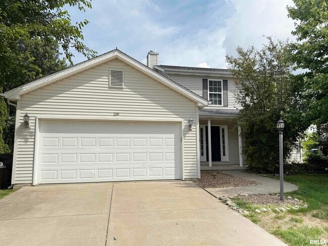 Primary Photo - 2119 W Miners Dr