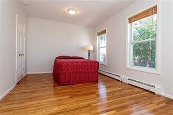 Building Photo - 309 Elm St