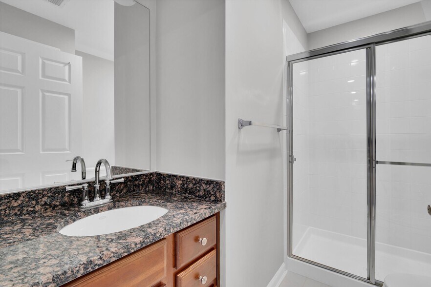 Building Photo - 7974 Vigne Ct