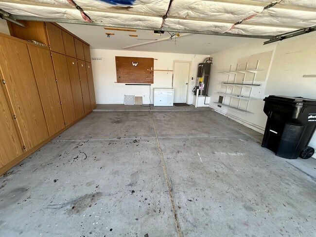 Building Photo - 3 Bed / 2.5 bath Gilbert Home with New Pai...