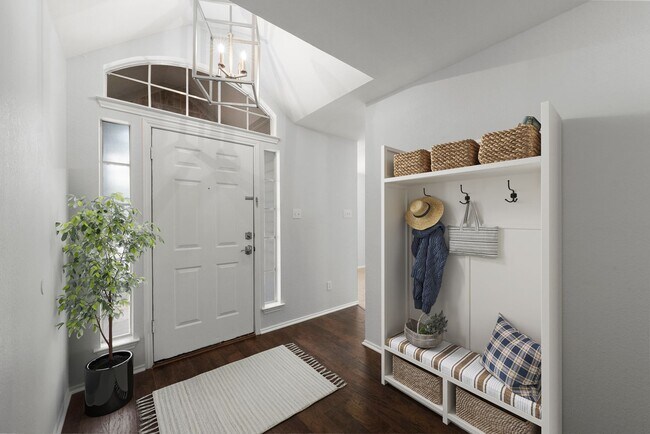 Building Photo - 10410 Cayuse Cove