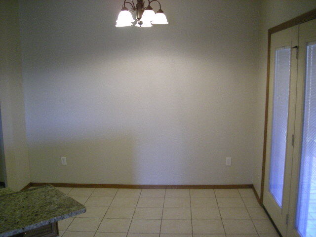 Building Photo - 809 SW 38th St