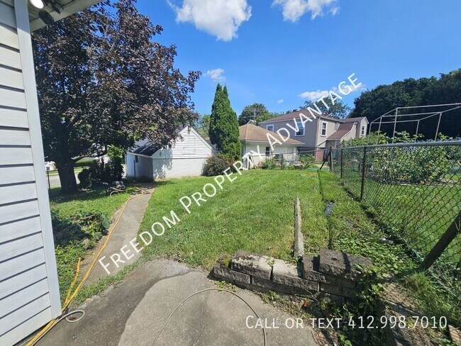 Building Photo - 462 McKinley Ave