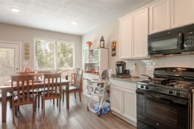 Building Photo - 127 Worley Way