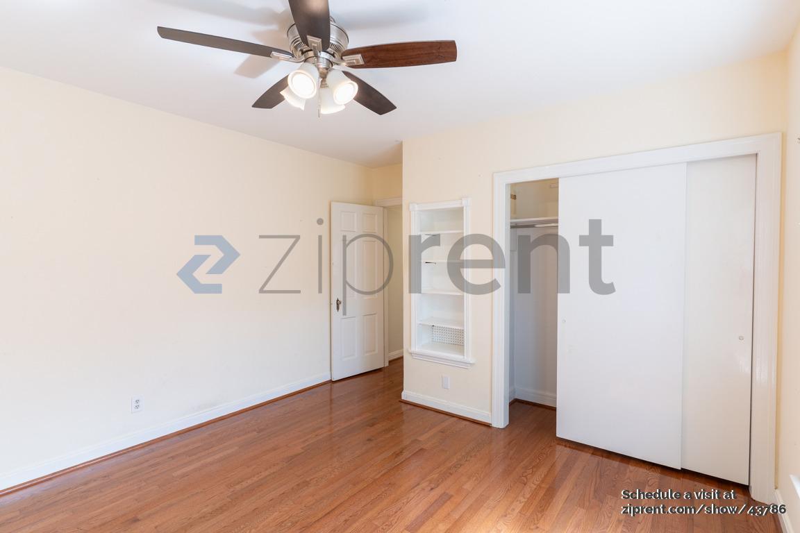 Building Photo - 915 E 38th St
