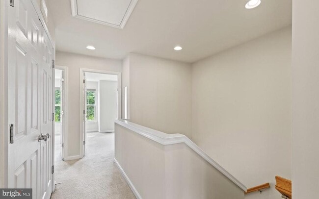 Building Photo - 9653 Pullman Pl