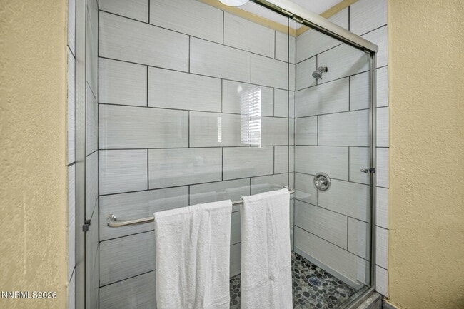 Building Photo - 35 W 8th St