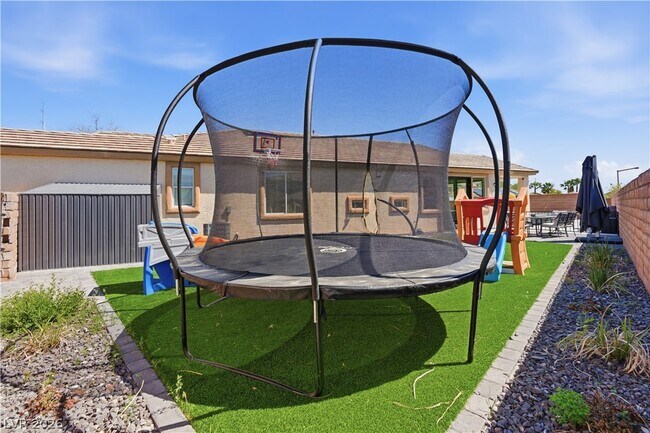 Building Photo - 11063 Pegasus Dr