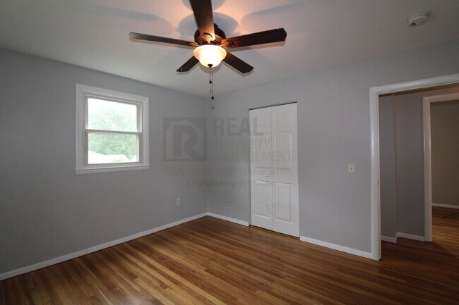 Building Photo - 15 Redden St