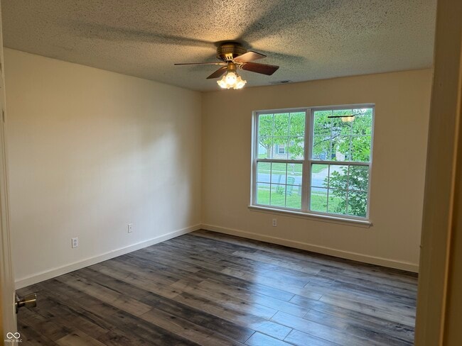 Building Photo - 1009 Springwater Rd