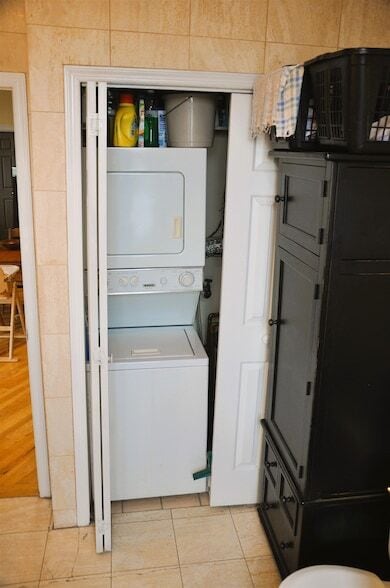 Building Photo - 163 14th St