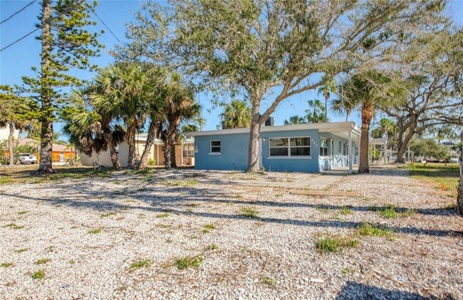 Building Photo - 717 E Gulf Blvd