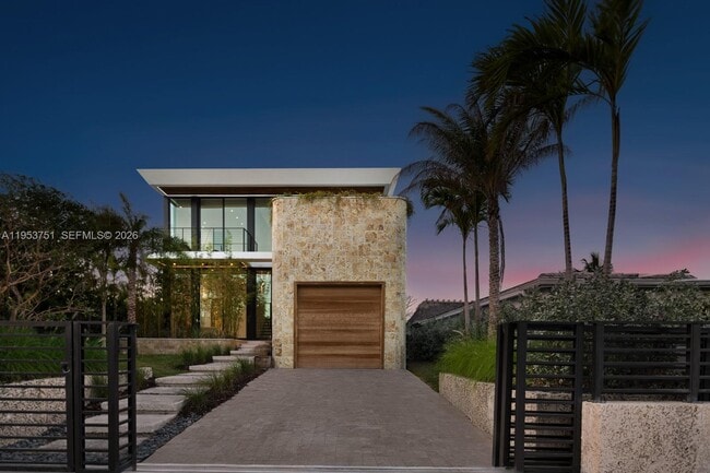 Building Photo - 701 86th St