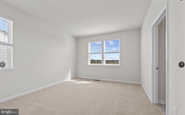 Building Photo - 329 Ensemble Wy