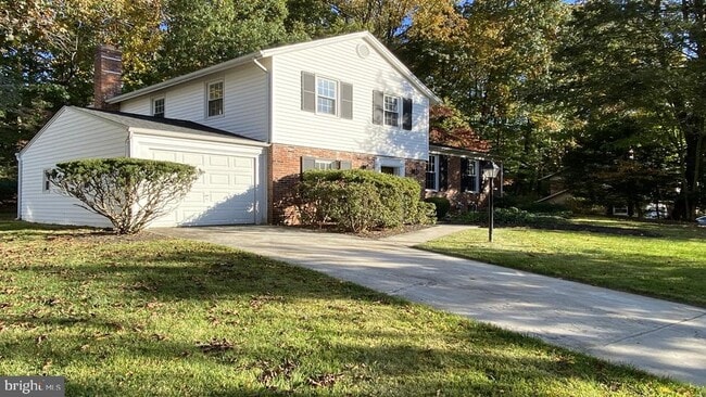Building Photo - 11509 Parkedge Dr