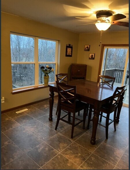Dining - 2045 Rosewood Dr NW