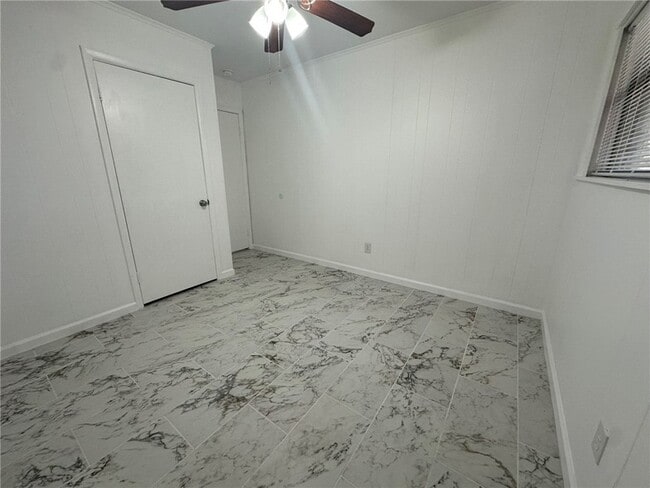 Building Photo - 136 Daniel Moore Ave