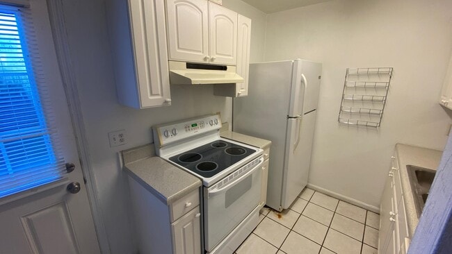 Building Photo - 786 Timberway Ct