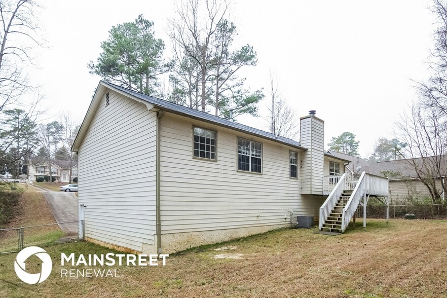 Building Photo - 325 King Henry Rd