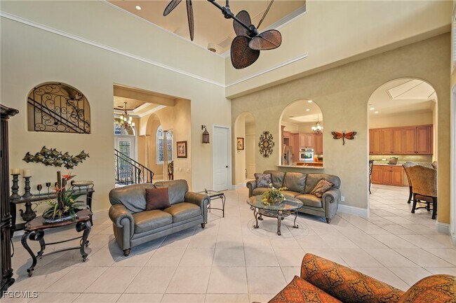 Building Photo - 18150 Old Pelican Bay Dr