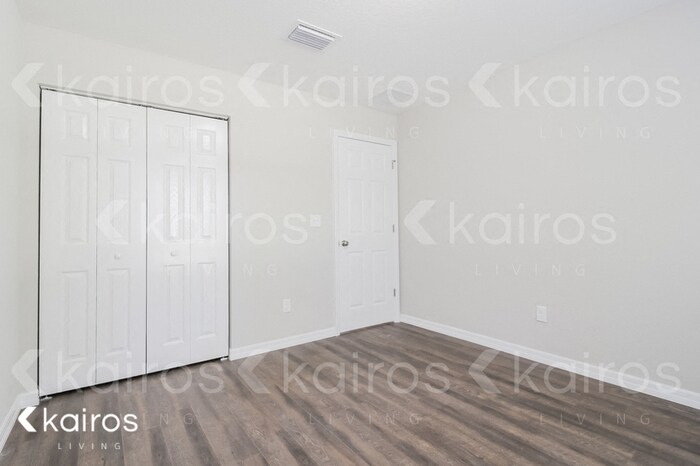 Building Photo - 3392 SE 138th St