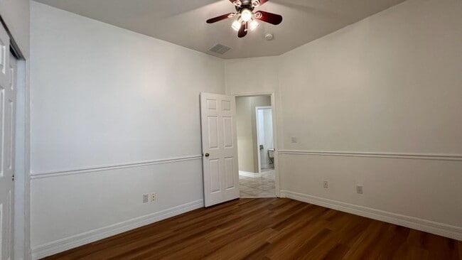Building Photo - 3 BR/2BA | Newly Renovated Single Family Home | 1-Car Covered Parking | In  Eagles Nest at The Oaks!