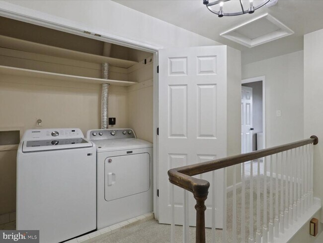 Building Photo - 3001 Federal Hill Dr